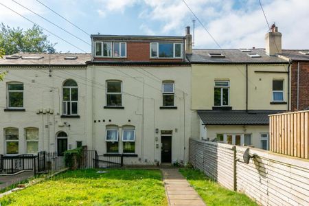 1 bedroom flat to rent - Photo 4