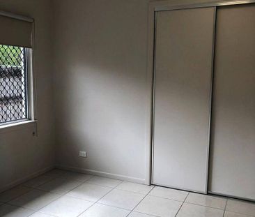 MODERN HOME IN REDLYNCH VALLEY! - Photo 2