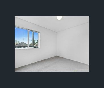 3 BEDROOM UNIT - Photo 1