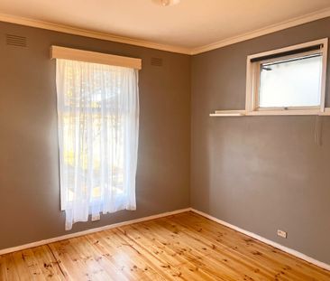 Comfortable Living in a Convenient Location - Photo 5