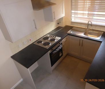 1 bedroom mews to rent - Photo 1