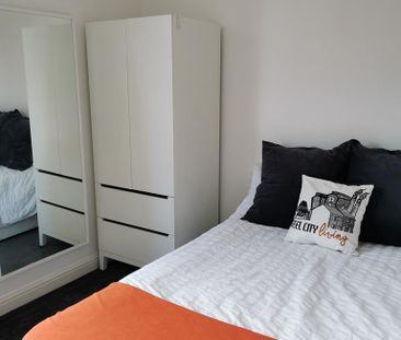 1 bedroom in a house share to rent - Photo 6