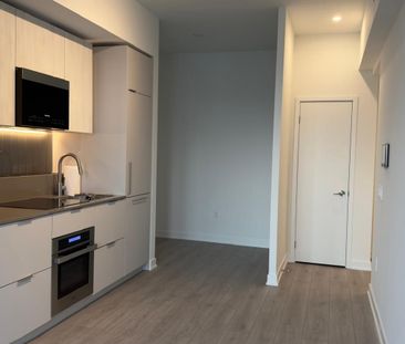 For Lease - 1 Fairview Road Unit# 615, Mississauga, Ontario - Photo 4