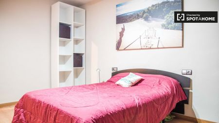 valencia, Valencian Community 46022 - Photo 3