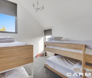 Light-filled Peninsula Lifestyle - Photo 1