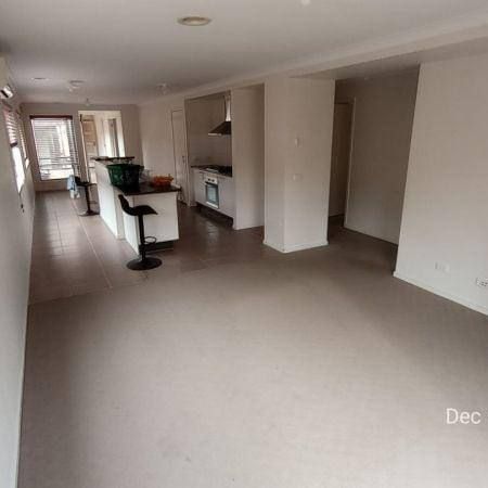 Sanctuary Lakes Family Home with Resort Access and near the lake - Photo 1