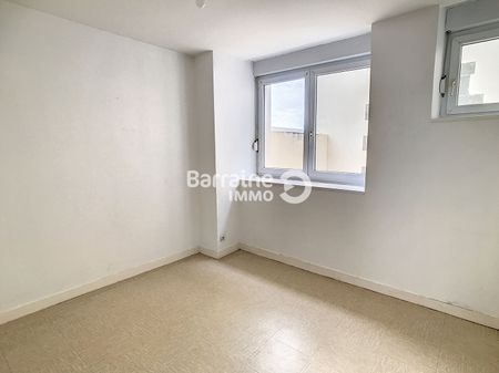 Location appartement à Brest, 2 pièces 63.74m² - Photo 4