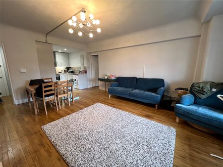 2 bedroom apartment to rent - Photo 2