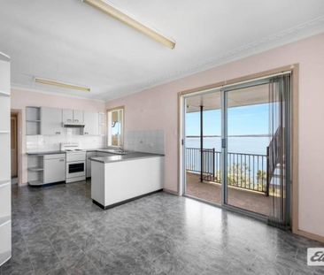 Lakefront Living with Stunning Views - Photo 6