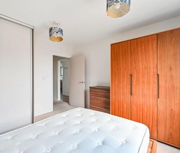 2 bedroom flat to rent - Photo 6