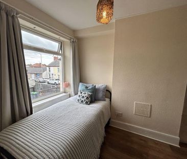 1 bedroom in a house share to rent - Photo 6