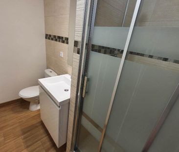 Location Appartement 1 pièce 31m² CHAMALIERES 63400 - Photo 2