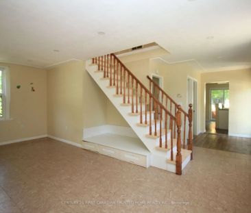 Property For Lease | X9266111 - Photo 2