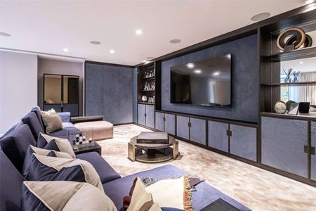 An exceptional new build residence in the heart of Hampstead - Photo 2