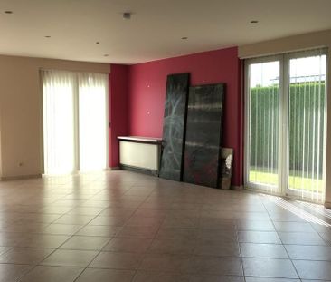 Eengezinswoning te huur in Menen voor € 950 met 2 slaapkamers - Photo 2