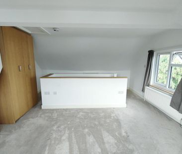 2 bedroom semi-detached house to rent - Photo 5