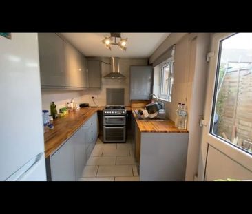 2 Bed Terraced House, Eldon Street, RG1 - Photo 2