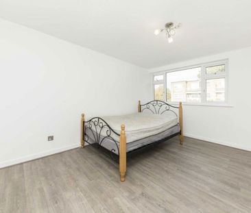 Templewood, W13, London - Photo 4