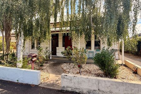 1B Crouch Street North - Photo 4