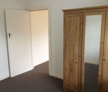 “ONE BEDROOM UNIT IN A GREAT LOCATION!” - Photo 4