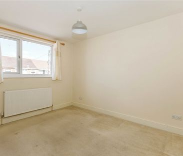 Kingsholme Road, - Photo 4