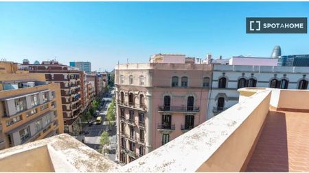 2 room luxury Apartment for rent in Barcelona, Spain - Photo 5