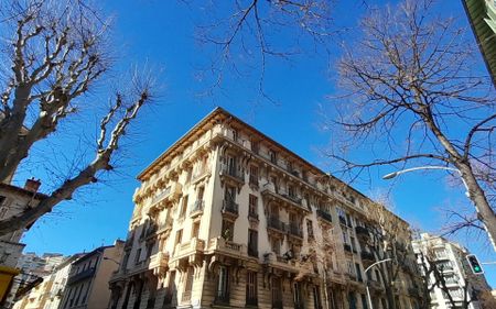 Appartement à louer 4 pièces • Nice - Photo 2