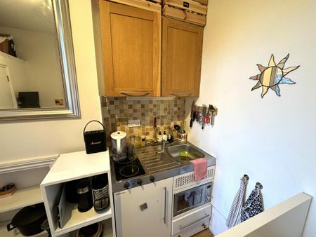 1 bedroom flat to rent - Photo 5