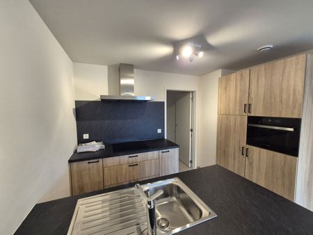 Instapklaar appartement met drie slaapkamers en ruim terras - Photo 3