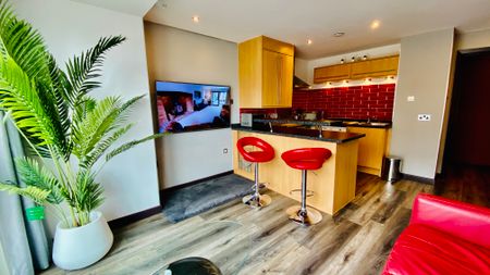 SUPER PREMIUM - 1 bed Apartment - £1500 per month​​​​​​​​​​​​ - Photo 2