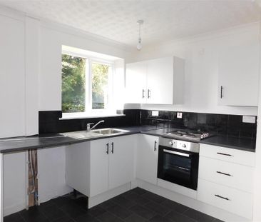 1 bedroom semi-detached house to rent - Photo 3