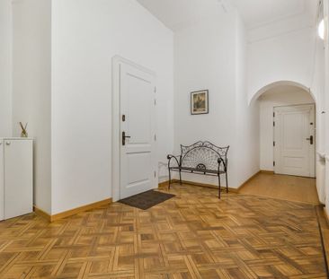 Wyjątkowy apartament w neobarokowej kamienicy 35 m² - Фото 5