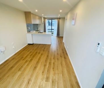 SILVERDALE, 2 BEDROOMS - Photo 5