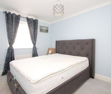 Chichester 2 bedroom flat to rent - Photo 1