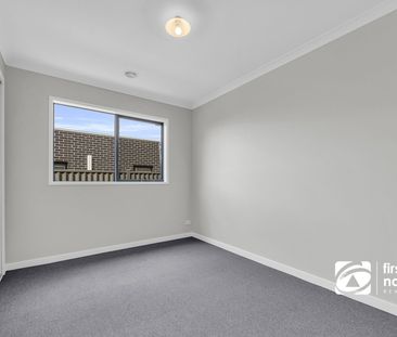 Modern Family Living in the Heart of Mount Atkinson Estate - Photo 6