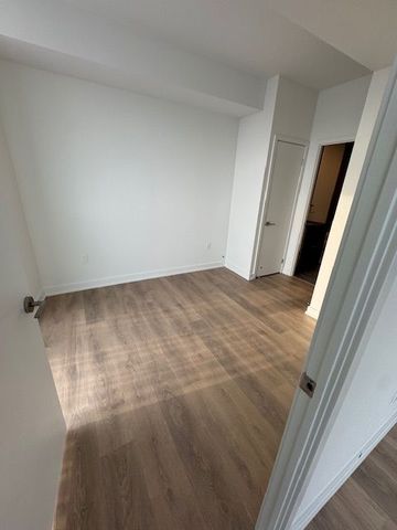 For Lease - 1 Fairview Road Unit# 1411, Mississauga, Ontario - Photo 3