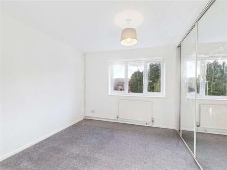 Wordsworth Mead, Redhill, Surrey, RH1 - Photo 5