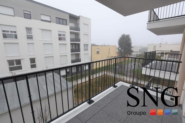 T3 AVEC BALCON ET PARKING - Photo 1