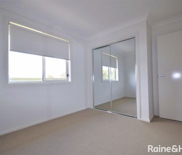 Stylish 4-Bedroom Home Designed for Comfort & Convenience - Photo 3