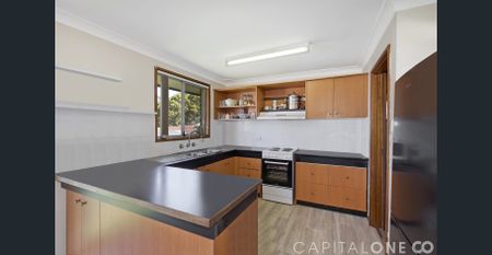 GOOD SIZED FAMILY HOME - Photo 2