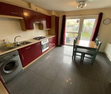 4 bedroom terraced house to rent - Photo 6