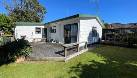 3 Bedroom Home available in time for Summer! - Photo 2