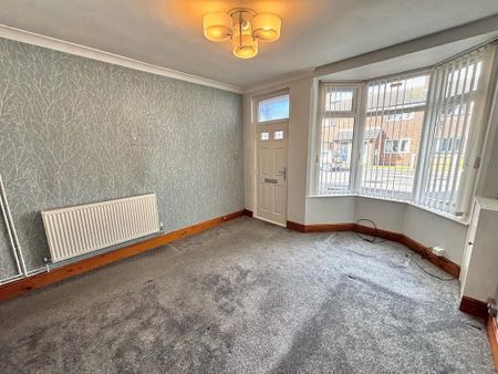 3 bedroom terraced house to rent - Photo 2