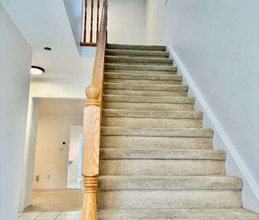 For Lease - 3857 Partition Road, Mississauga, Ontario - Photo 2