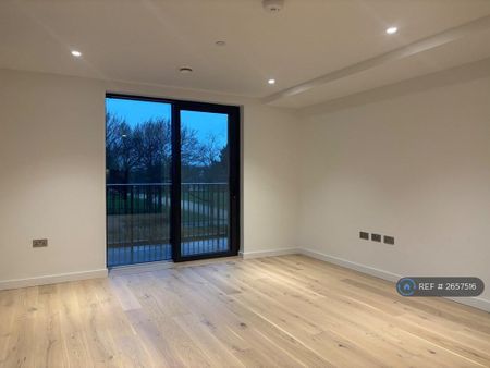 1 bedroom flat to rent - Photo 3