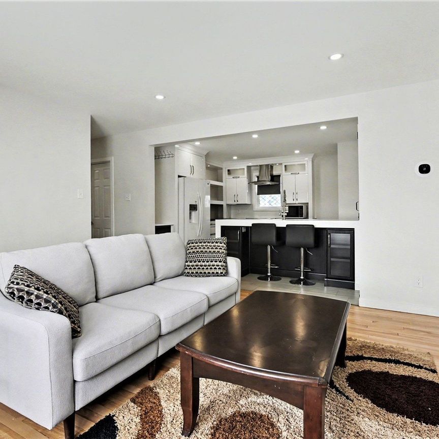 For Lease - 1103 Frances Street, Overbrook - Castleheights and Area, Ontario - Photo 1