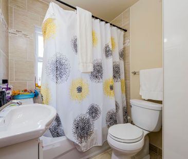 For Lease - 32 Florens Avenue, Toronto, Ontario - Photo 4