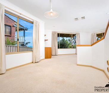 Character Well Sized Home - Photo 4