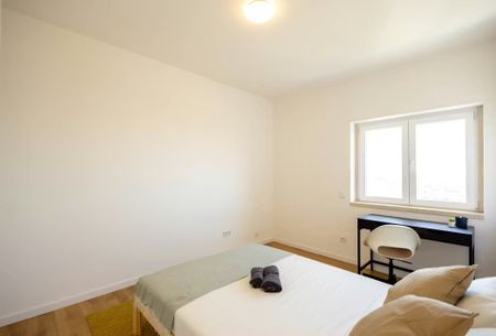 Rua Sarmento de Beires, Lisbon, Lisbon 1900-271 - Photo 4