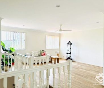 Stunning Family Retreat at Prime Shailer Park Location! - Photo 3